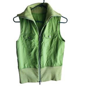 Columbia Womens Reversible Green Jacket Vest Size Small A31
